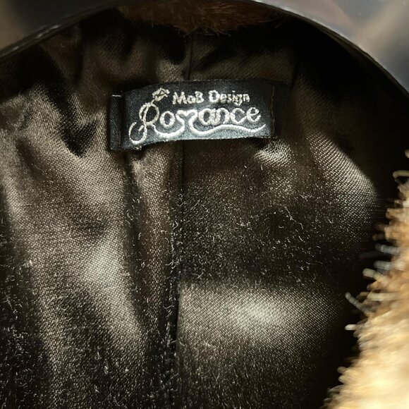 Brown And Red Vintage Romance Herringbone wool with faux fur collar and belt - Picture 2 of 3